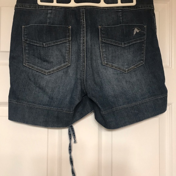 Denimn shorts - Picture 2 of 2